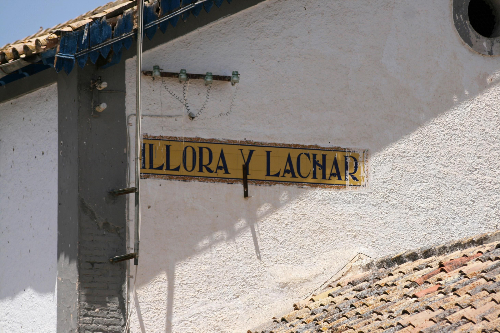 Así está la línea de tren convencional Granada-Bobadilla y algunas estaciones