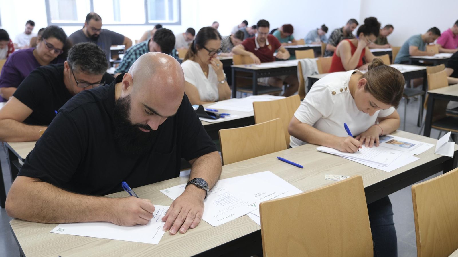 Los estudiantes esperan cubrir casi 8.000 plazas este año.