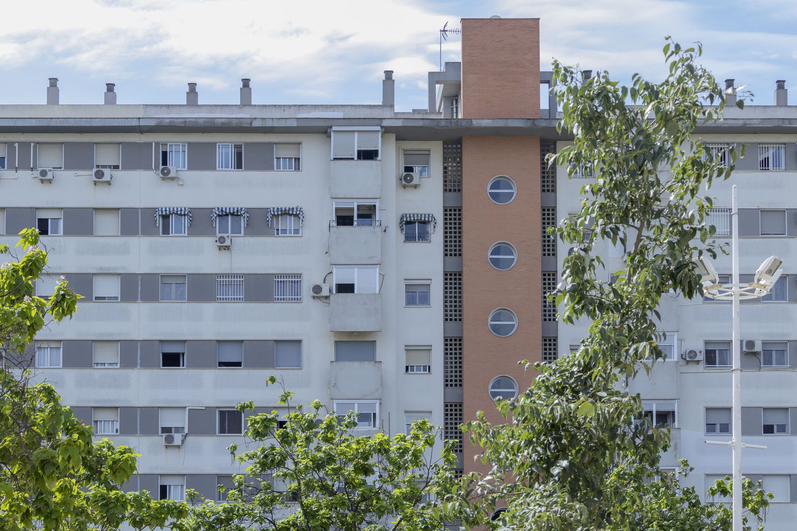 Imágenes del lunes 12 de junio en Huelva