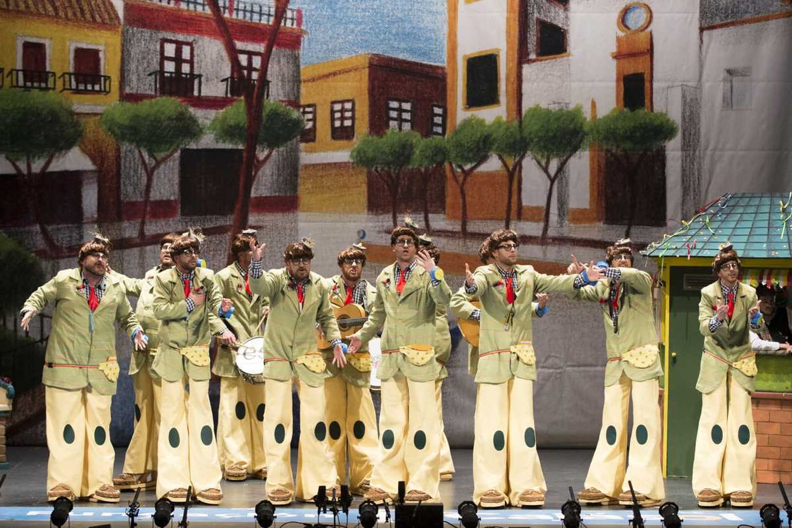 Las imágenes de la decimocuarta función clasificatoria