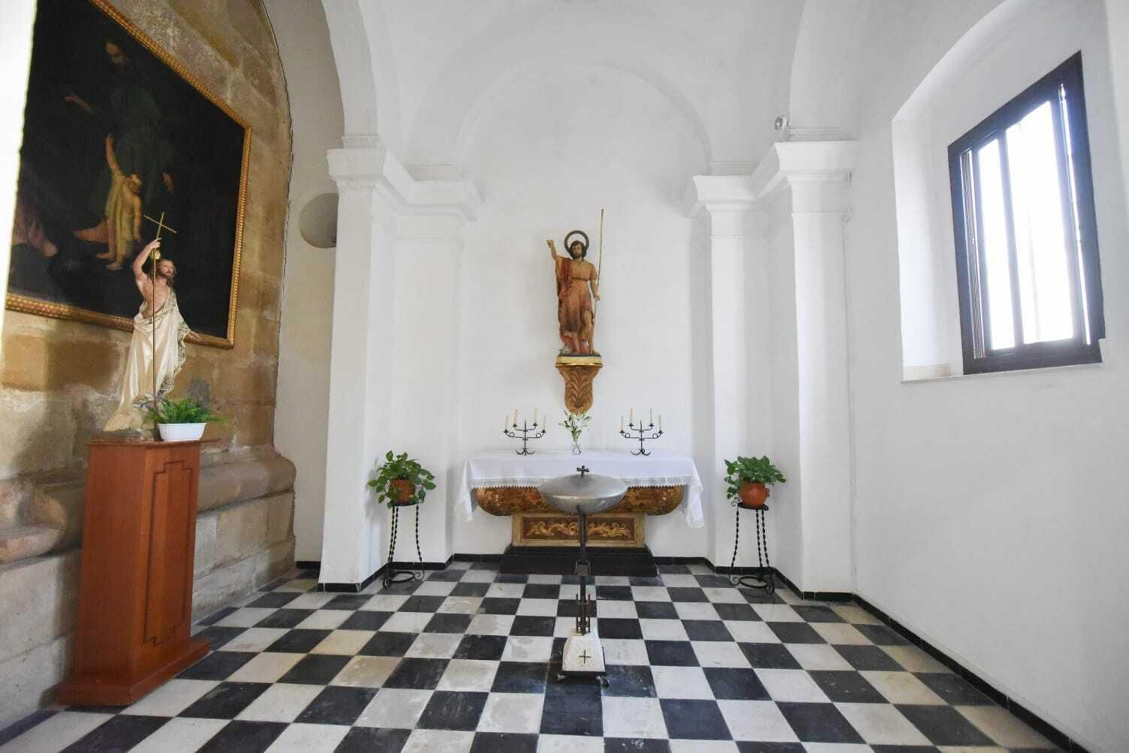 La Iglesia de San Isidro Labrador de Los Barrios, en imágenes