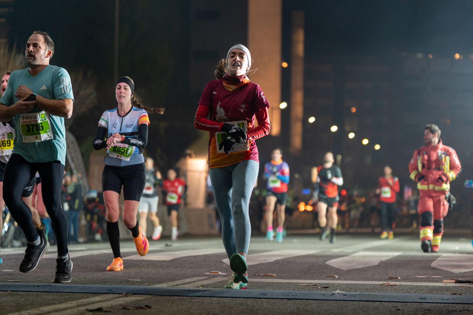 En imágenes: búscate en tu llegada a meta de la Carrera de San Antón 2026 (7)