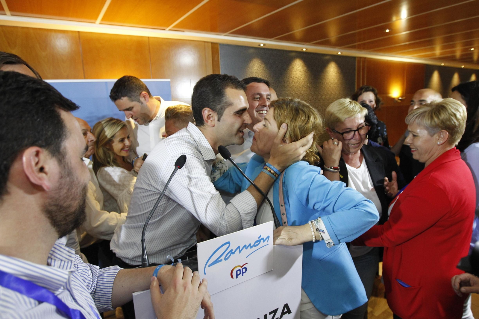 Fotogalería Elecciones Municipales. Sede PP Hotel AC. Almería