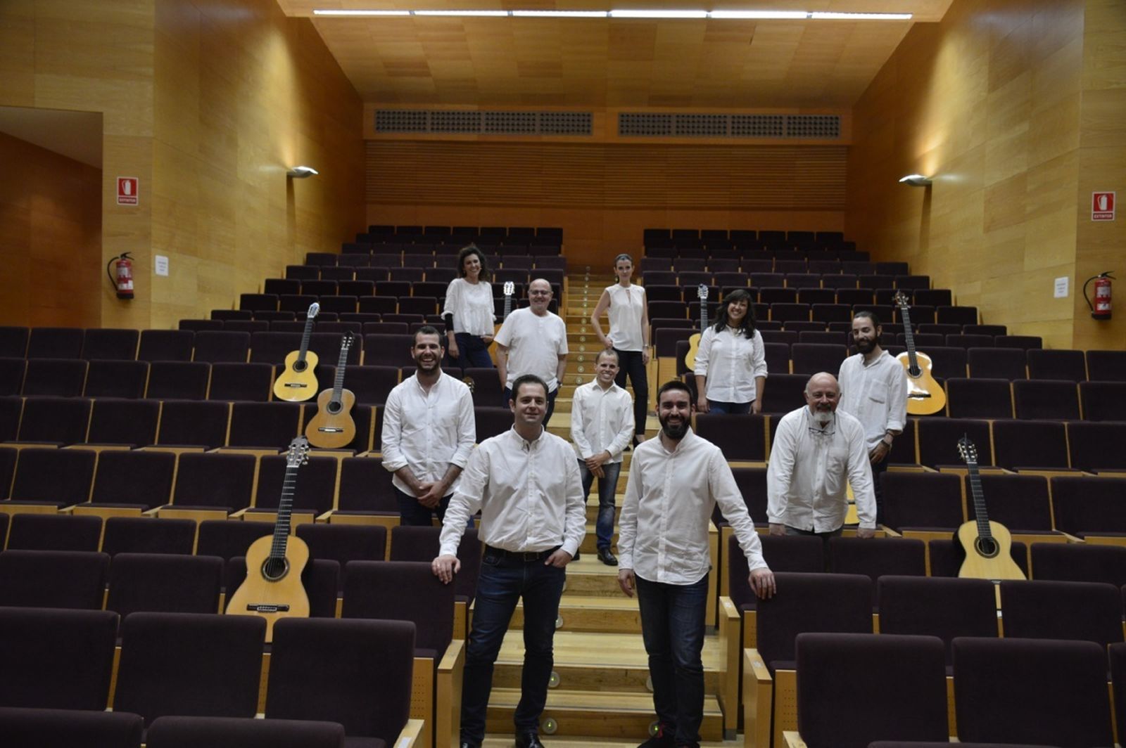 Componentes de Infamous Ensemble.