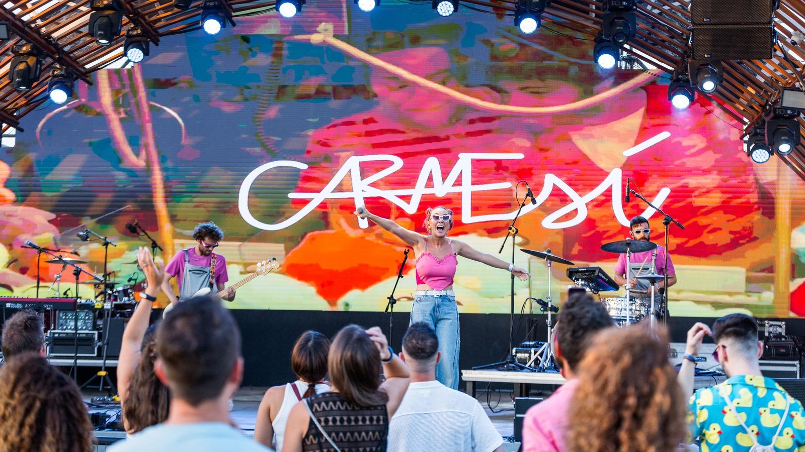 Carmesí abrió el turno de actuaciones en el Bahia Sound Day