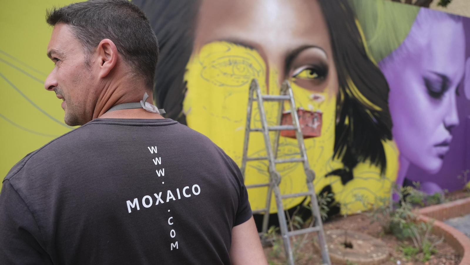 Moxaico, talento muralista almeriense