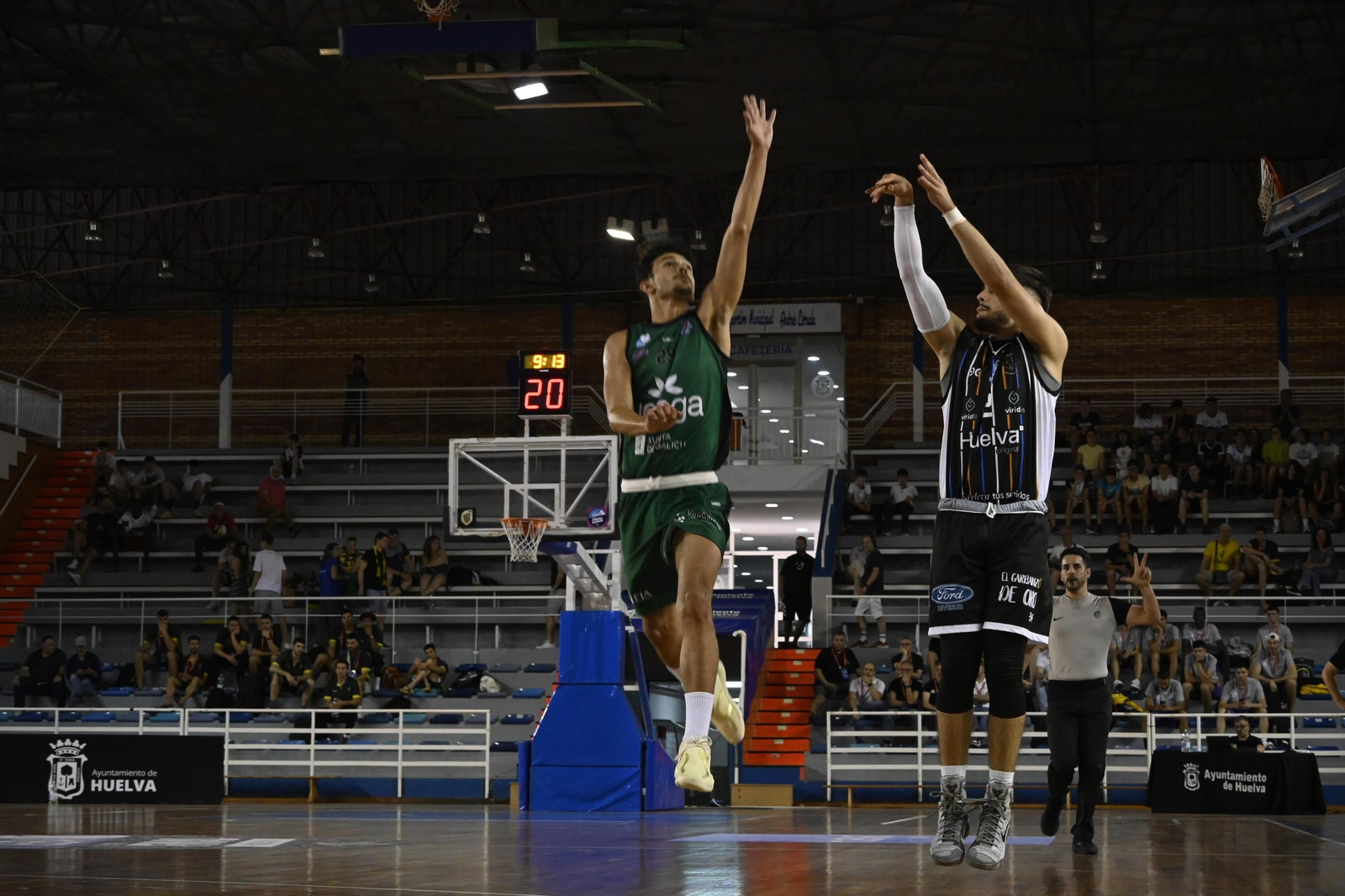 2 Jornada de la fase final de ascensos a LEB Plata entre el Huelva Comercio y el Ucoga Seguros Chantada