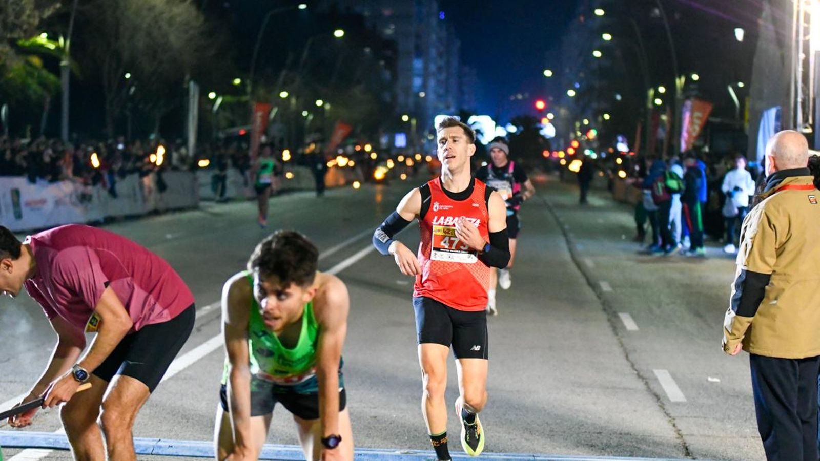 En imágenes: búscate en tu llegada a meta de la Carrera de San Antón 2025 (1)