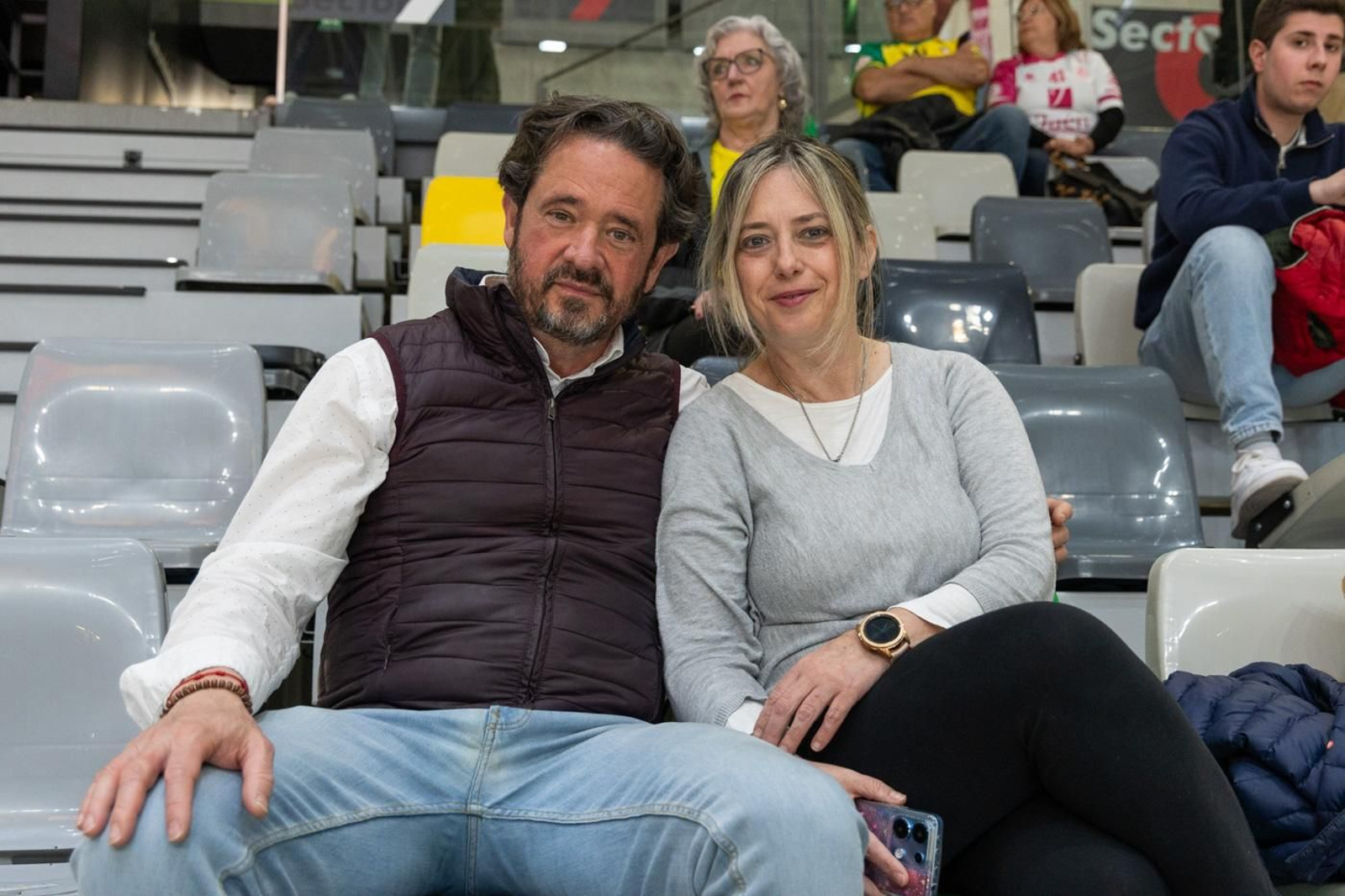 En imágenes: la afición y mejores jugadas del Jaén FS - Jimbee Cartagena