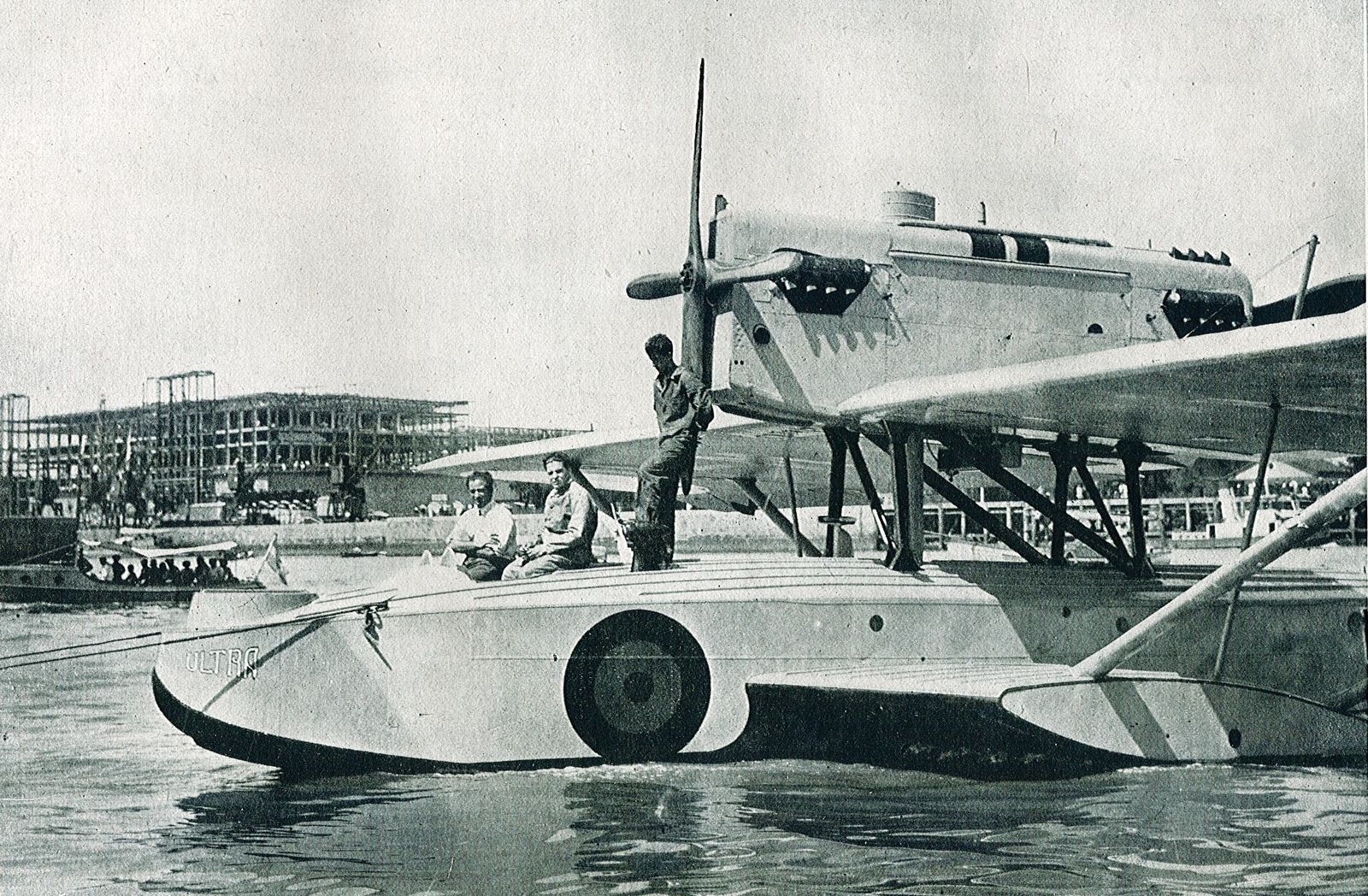 Llegada del hidroavión 'Plus Ultra' a Buenos Aires.