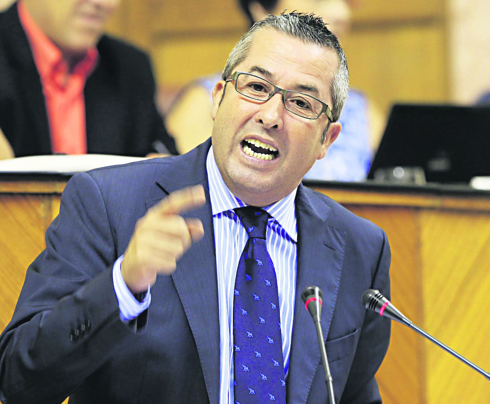 José Muñoz, durante una intervención en la Cámara andaluza en un pleno de 2011.
