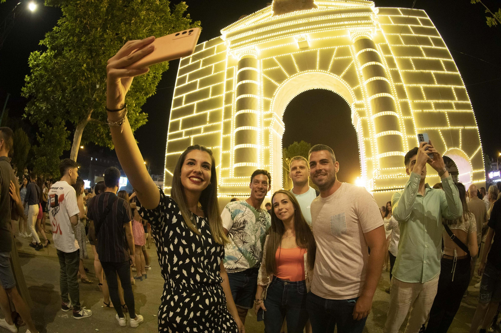 Así ha sido la primera noche de feria del Corpus en Granada después de tres años de pandemia