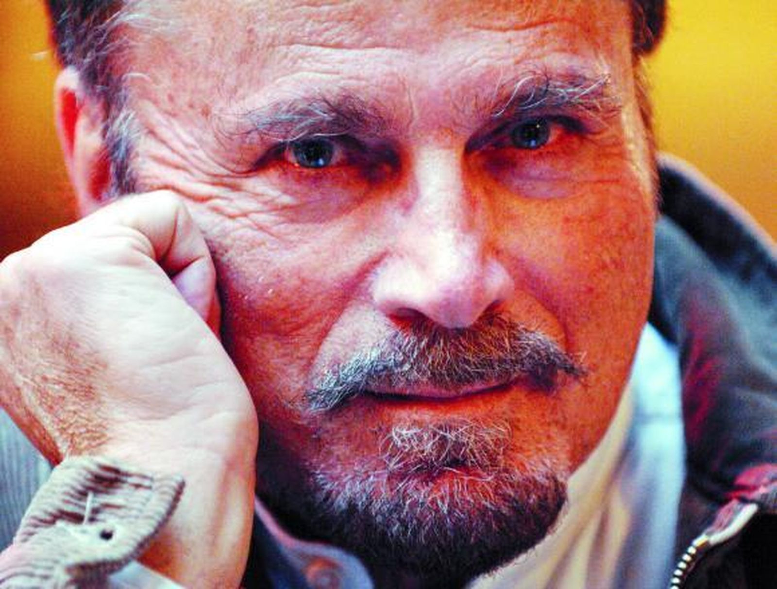 “De joven hice lo contrario que Banderas: regresé a Europa”