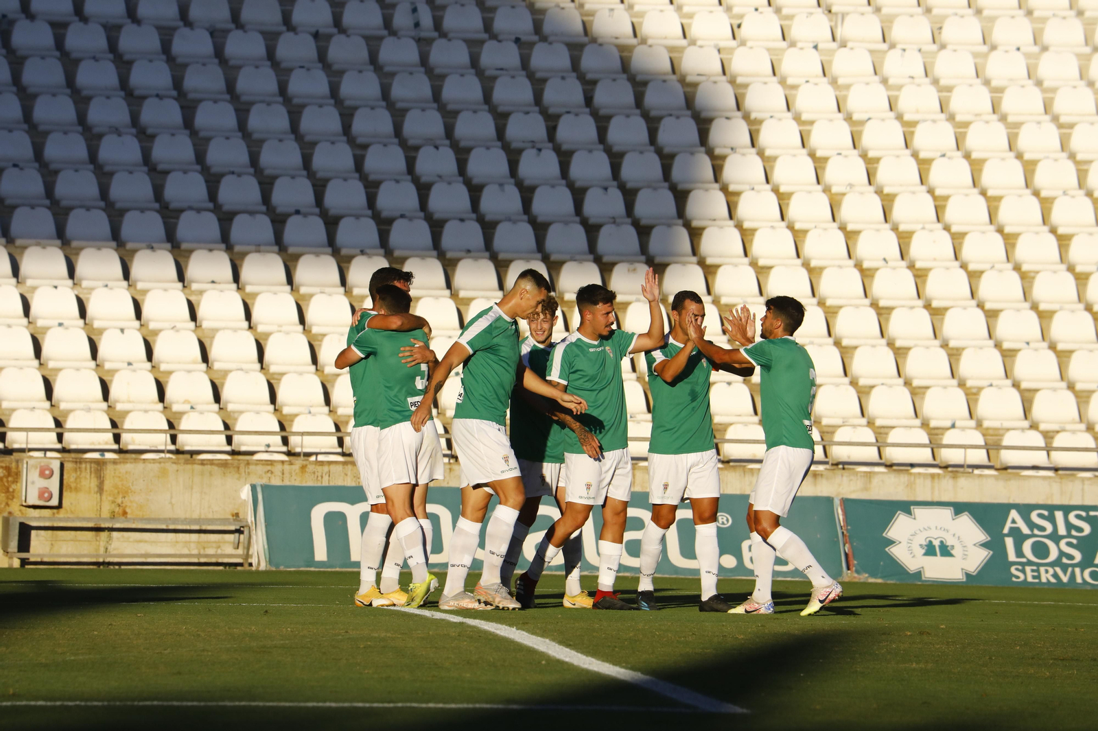 El amistoso entre el Córdoba CF y el Marbella, en imágenes