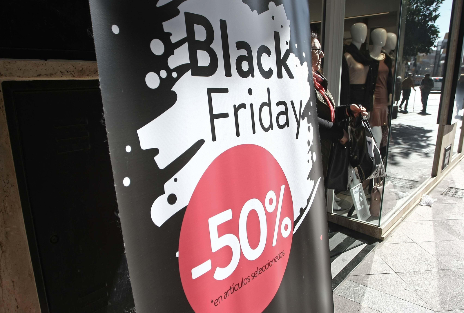 Imágenes de una noche de lujo en Algeciras