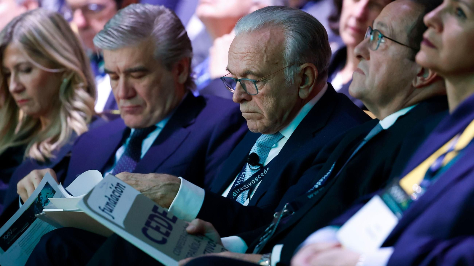 Isidro Fainé en el congreso de CEDE, junto a Francisco Reynés, en Zaragoza.