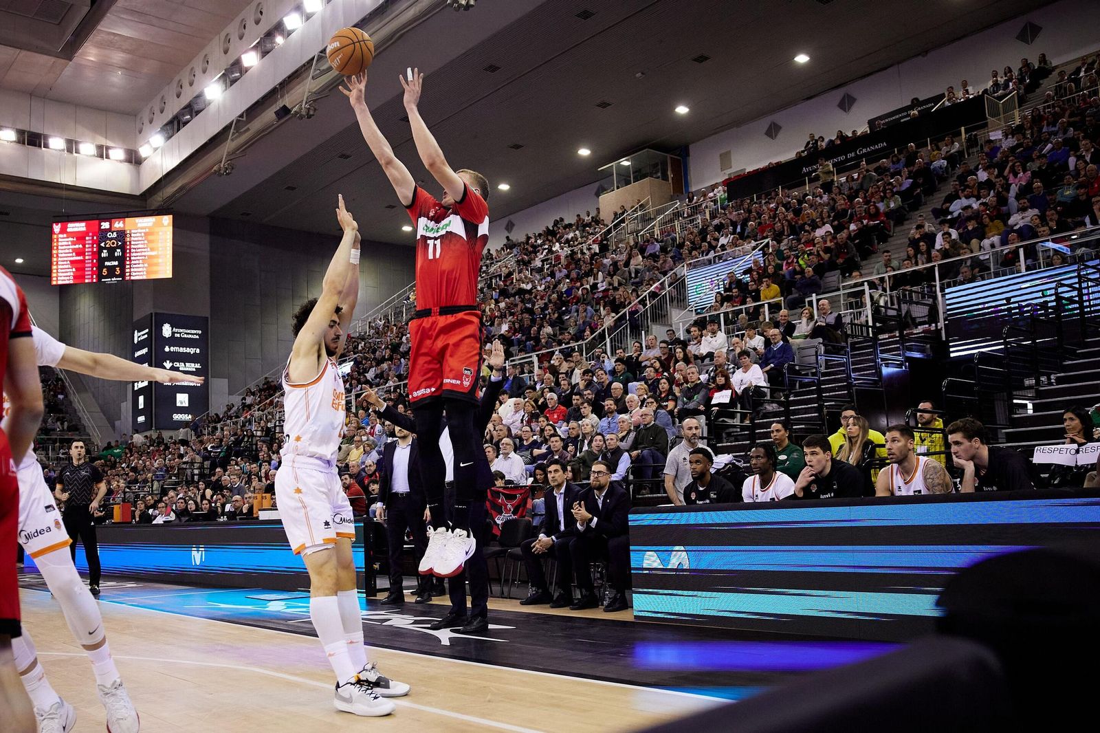 Las mejores imágenes del Covirán Granada-Valencia Basket