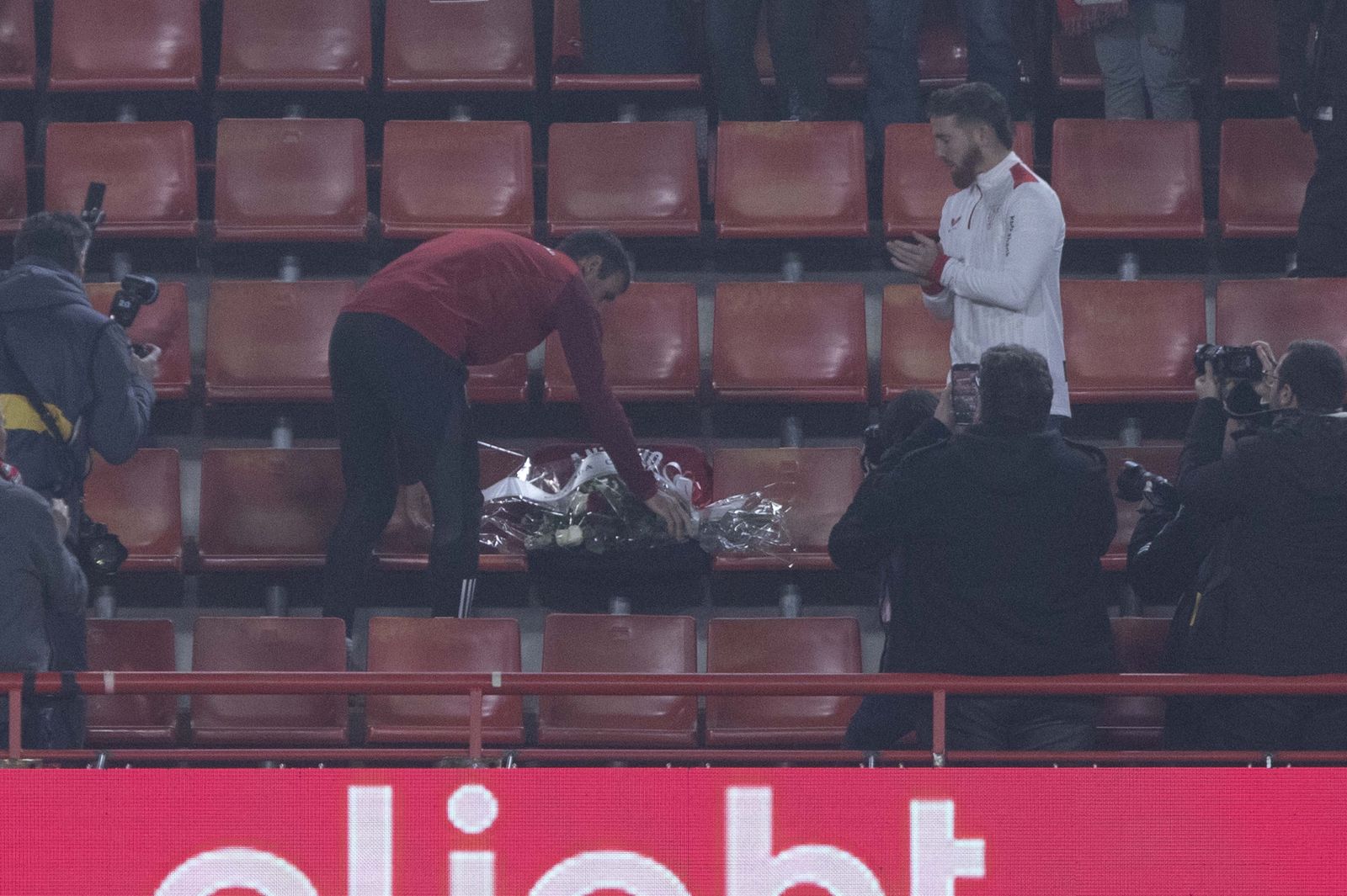 El homenaje del Granada CF a Antonio Trujillo en imágenes