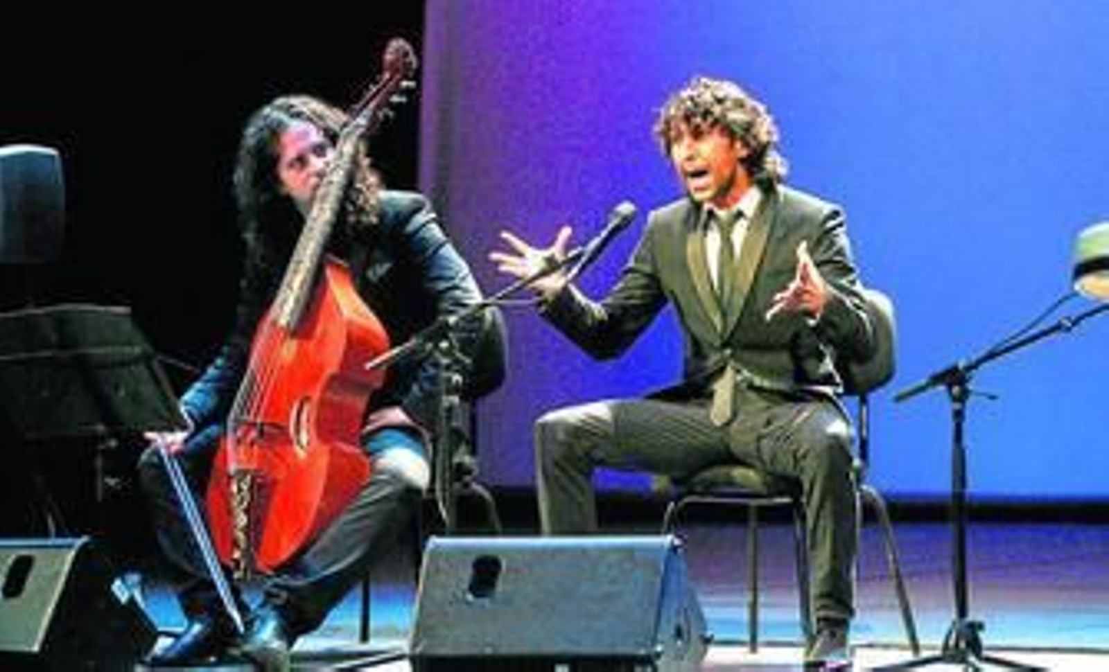 Fahmi Alqhai y Arcángel, durante un concierto ofrecido en Córdoba con el programa de 'Las idas y las vueltas'.