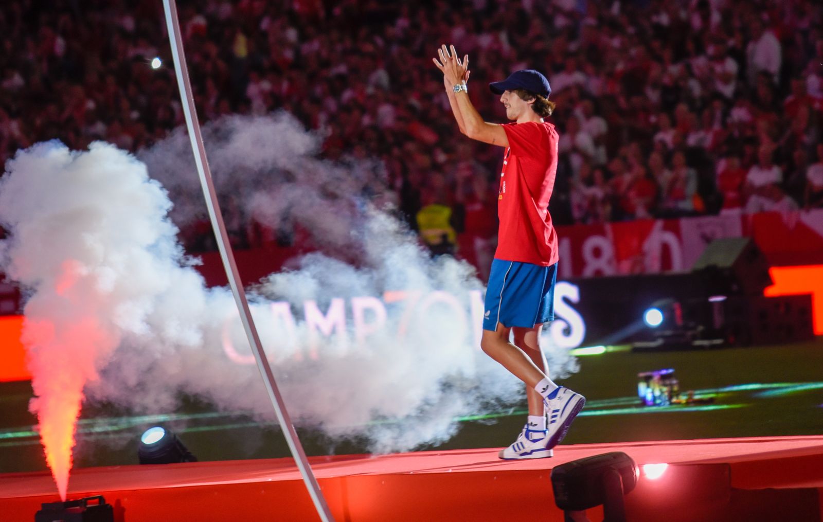 La celebración del Sevilla en el Ramón Sánchez-Pizjuán, en imágenes