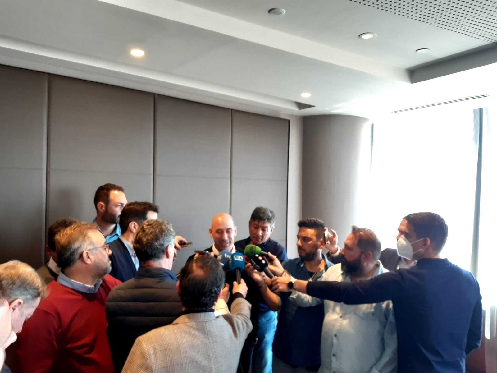 Rubiales, en un momento de su intervención a los medios.