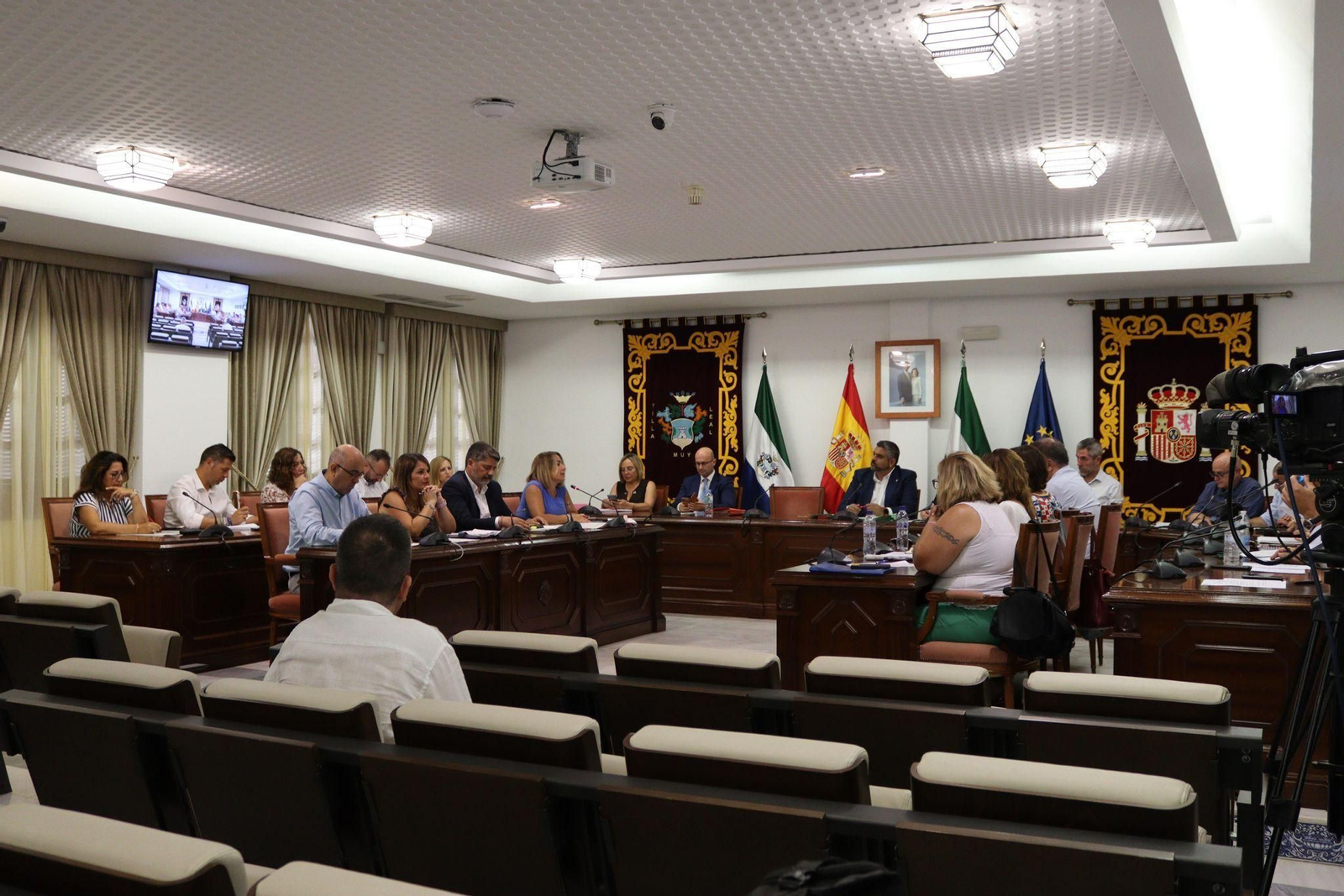 El alcalde, Josele González, ha presidido el Pleno de la Corporación.