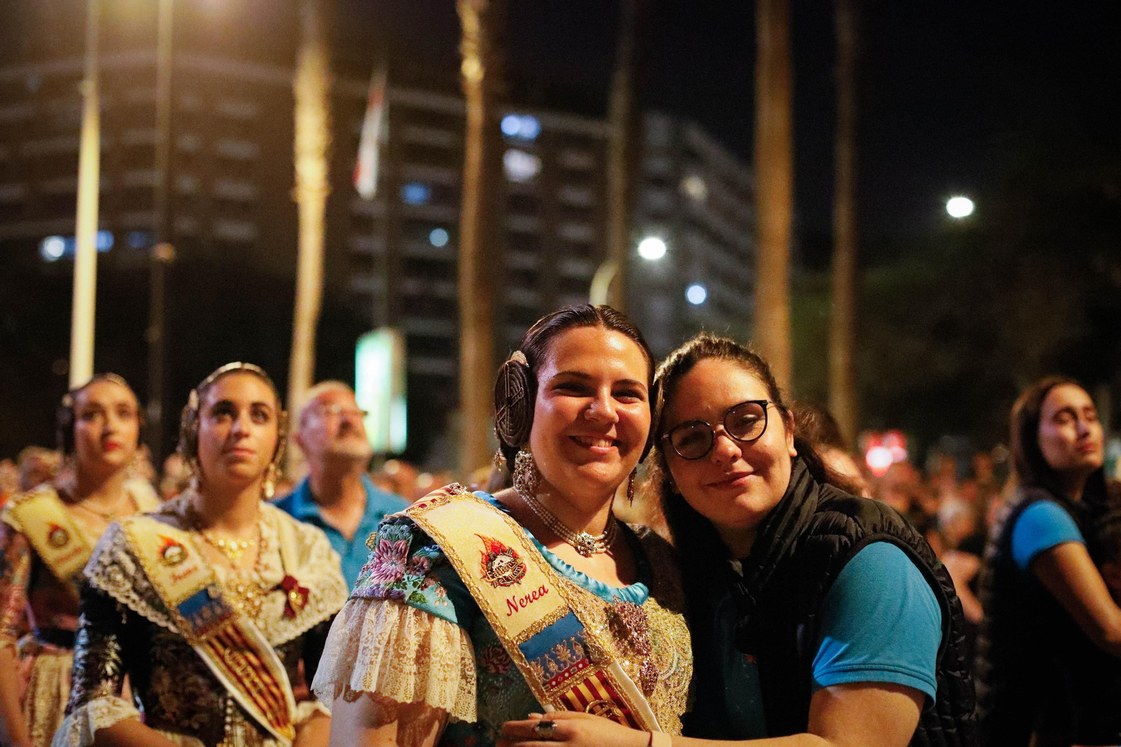 La cremá de las fallas cierra el ‘Fallers pel Món’ en imágenes