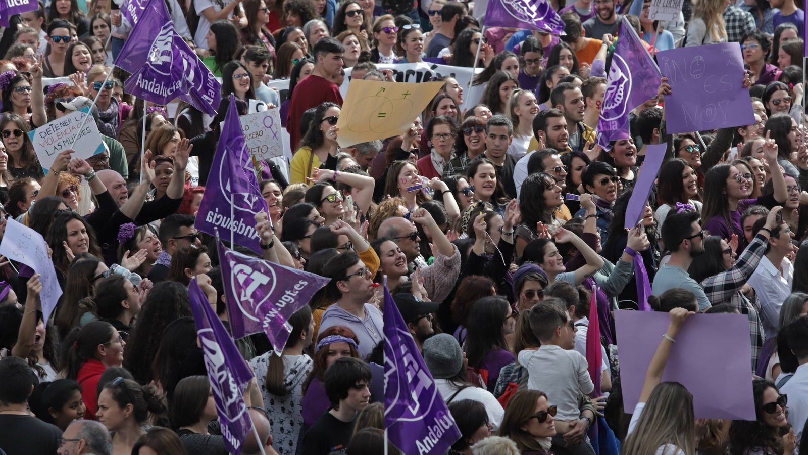 Imágenes de la manifestación  por el Día de la Mujer en Algeciras