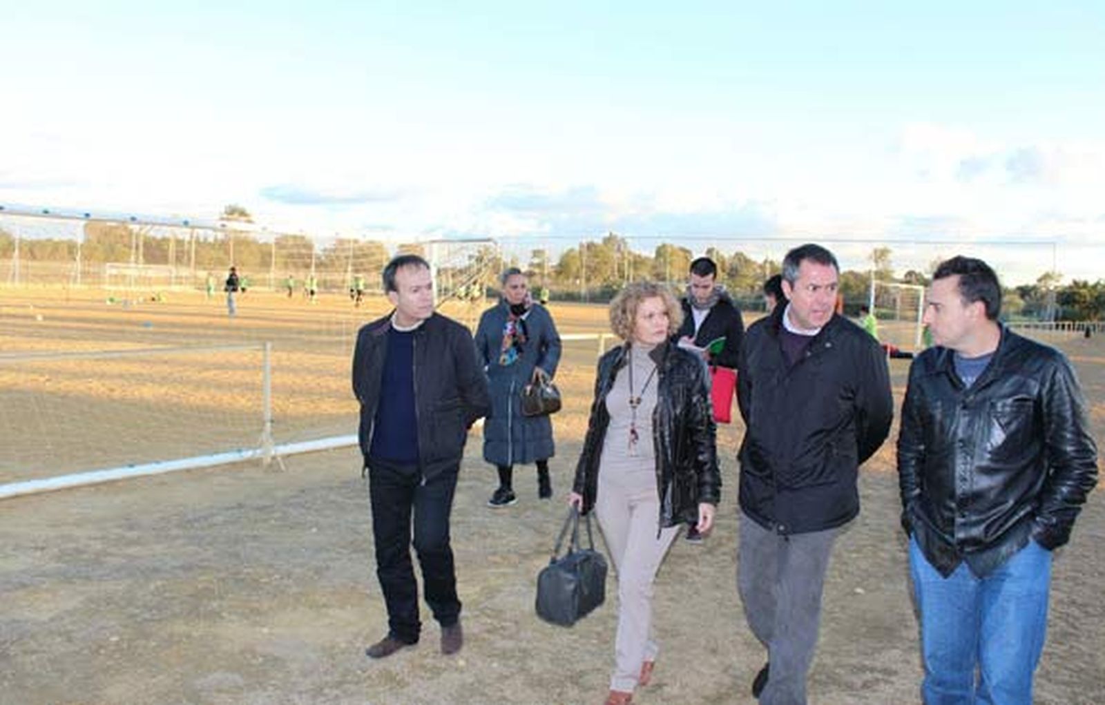 Espadas insta a Zoido "adecuar" el centro deportivo Demetrio Pichel