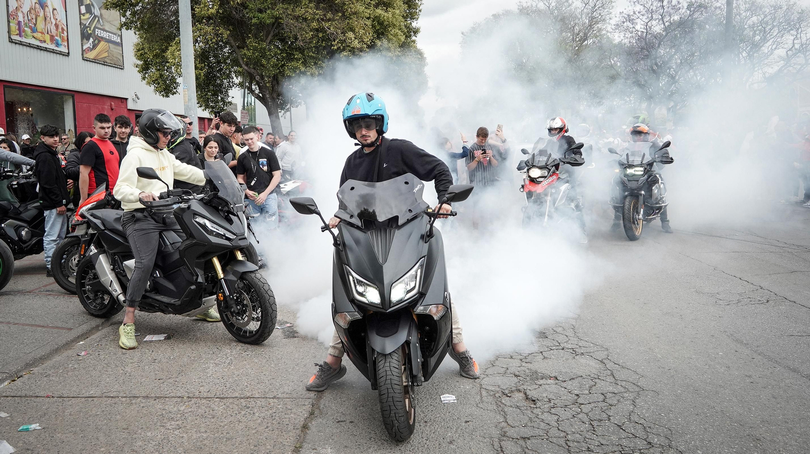 Imágenes del ambientazo en Jerez el viernes de Gran Premio de motos