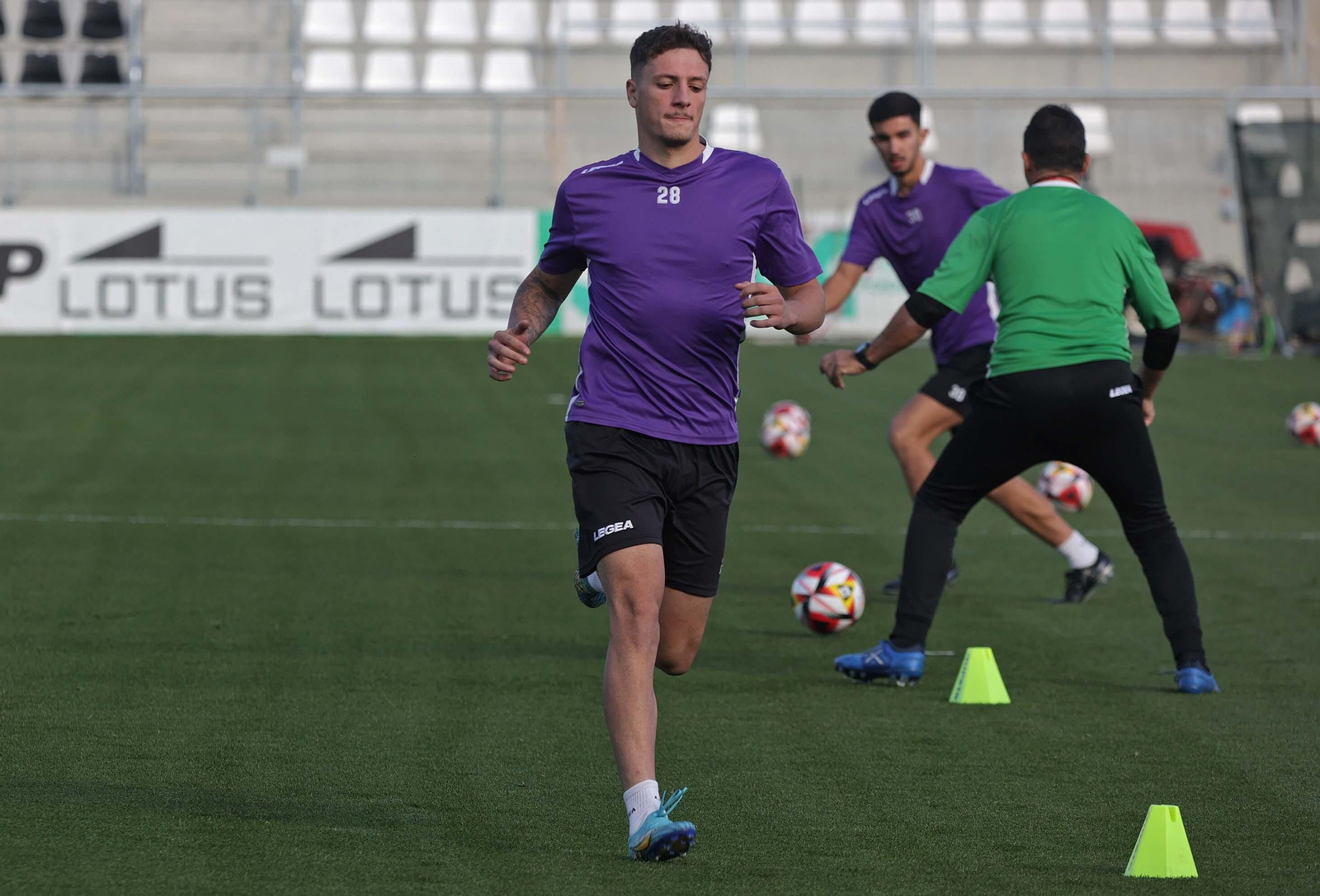 La vuelta a los entrenamientos de la Balona después del descanso de Navidad, en imágenes