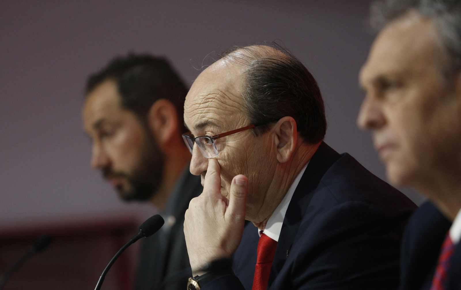 Castro insiste en que no hay ofertas por Lenglet