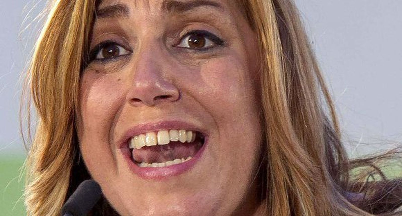 Díaz: "El bloque del 'no' a la investidura es como el perro del hortelano, ni trabaja ni deja que trabaje yo"