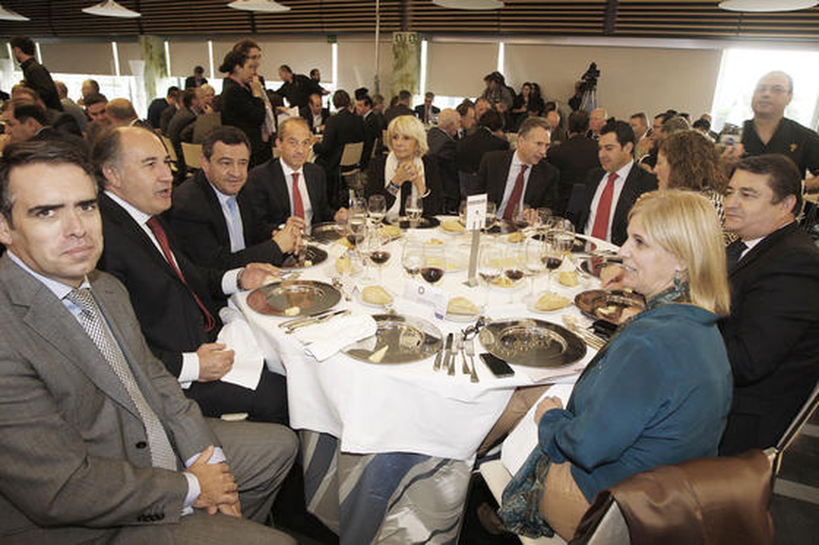 Rafael Navas, José Ignacio Landaluce, José Loaiza, Javier Segovia, Teófila Martínez, José Joly Martínez de Salazar, Juan Manuel Moreno Bonilla, Asunción Martínez, Antonio Sanz y María José García-Pelayo.

Foto: Julio Gonzalez, Lourdes de Vicente y Joaquin Pino