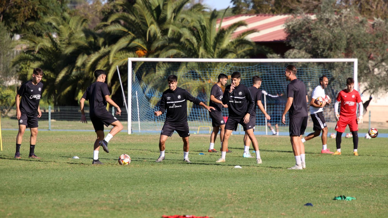 El Xerez DFC prepara con intensidad el derbi contra el Xerez CD