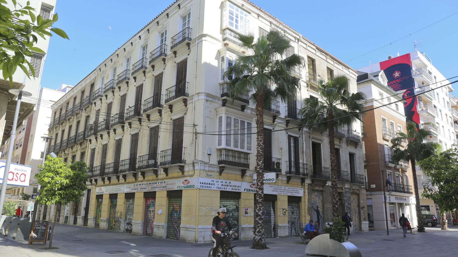 Manzana de edificios adquirida años atrás por una empresa vinculada a Oriol Roca.