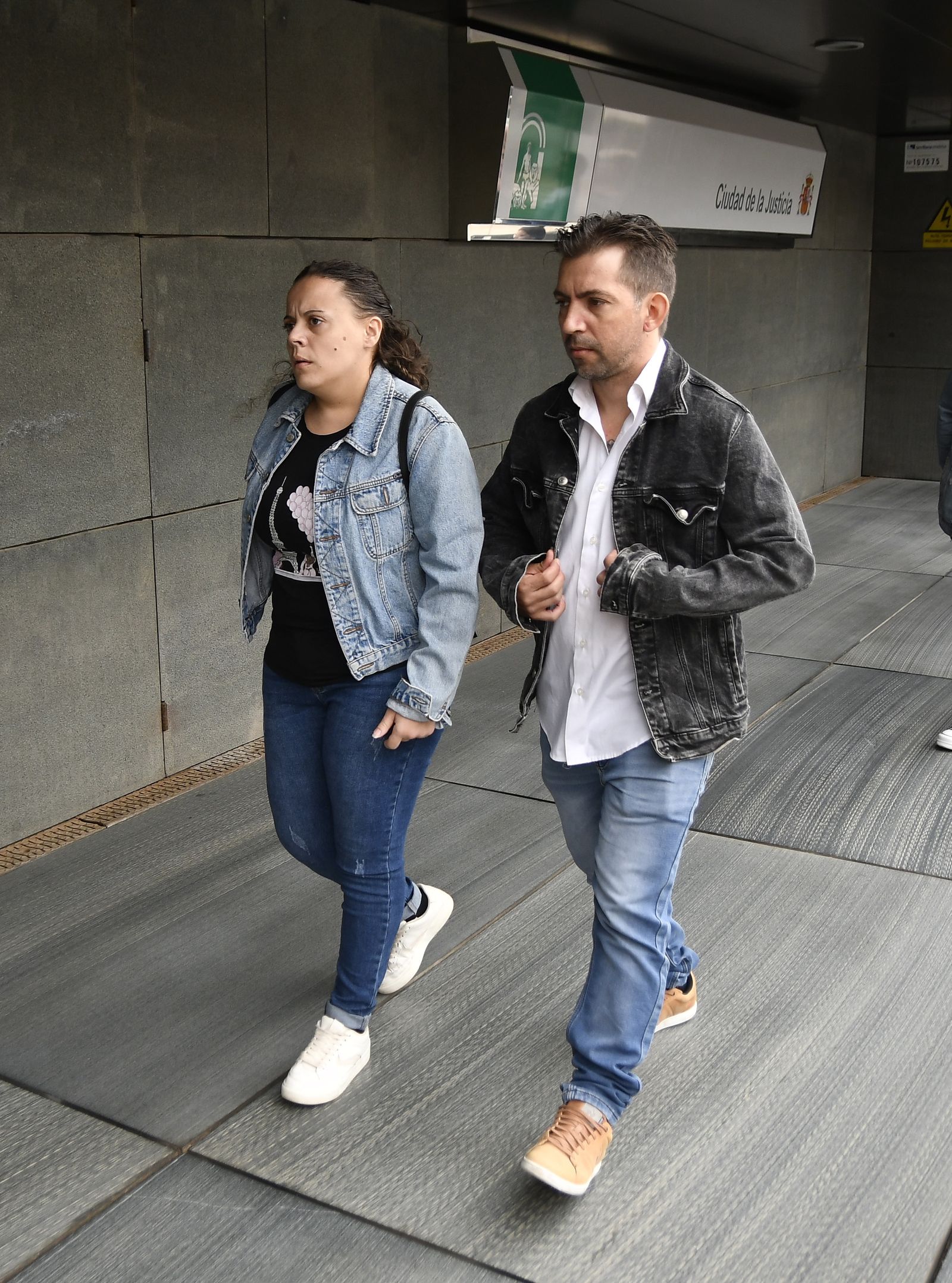 Rocío Muñoz y David López, padres de la pequeña Leire.