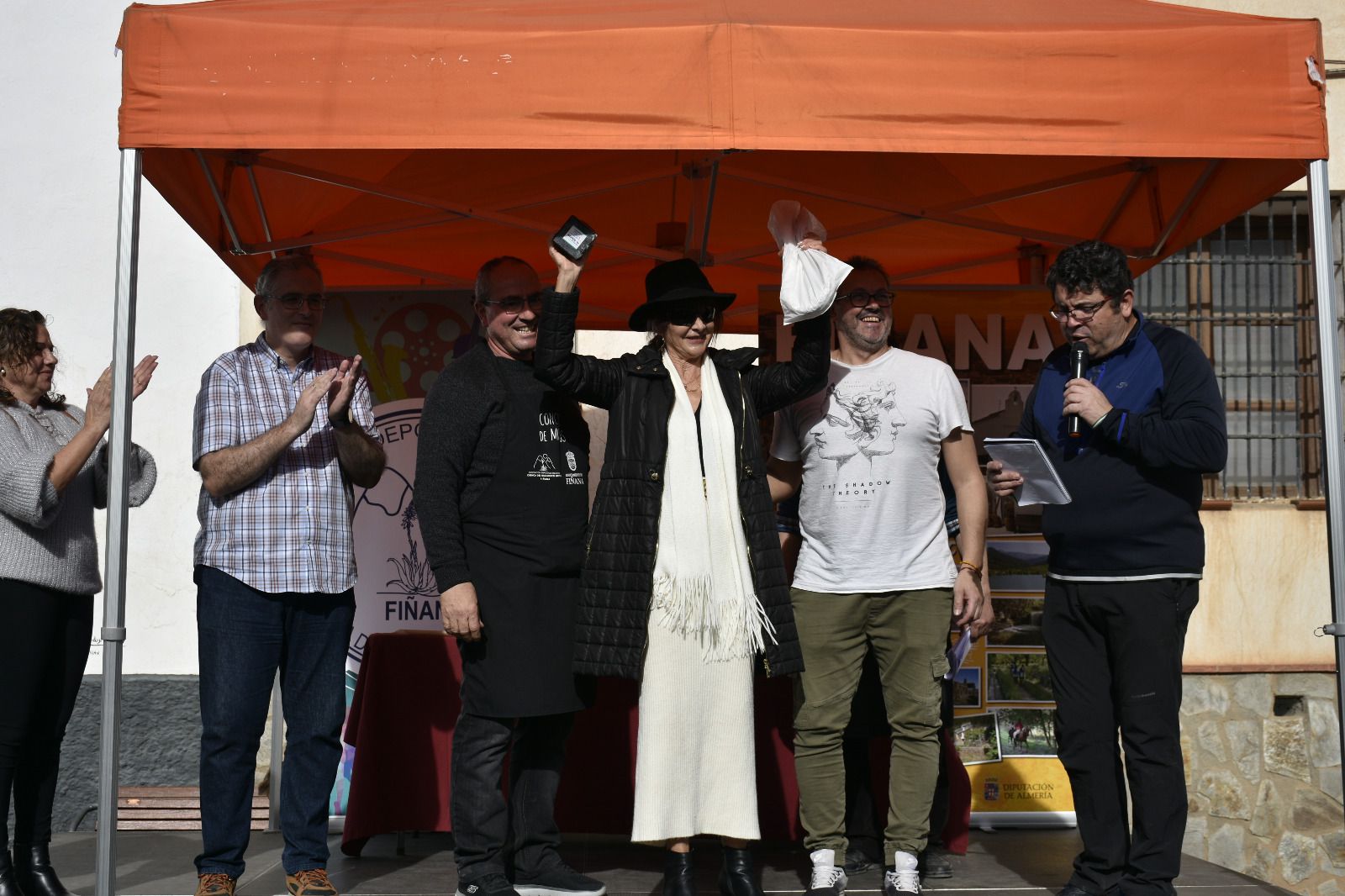 Imágenes del 17º Certamen de Mostos de Fiñana y del Torneo de Facas