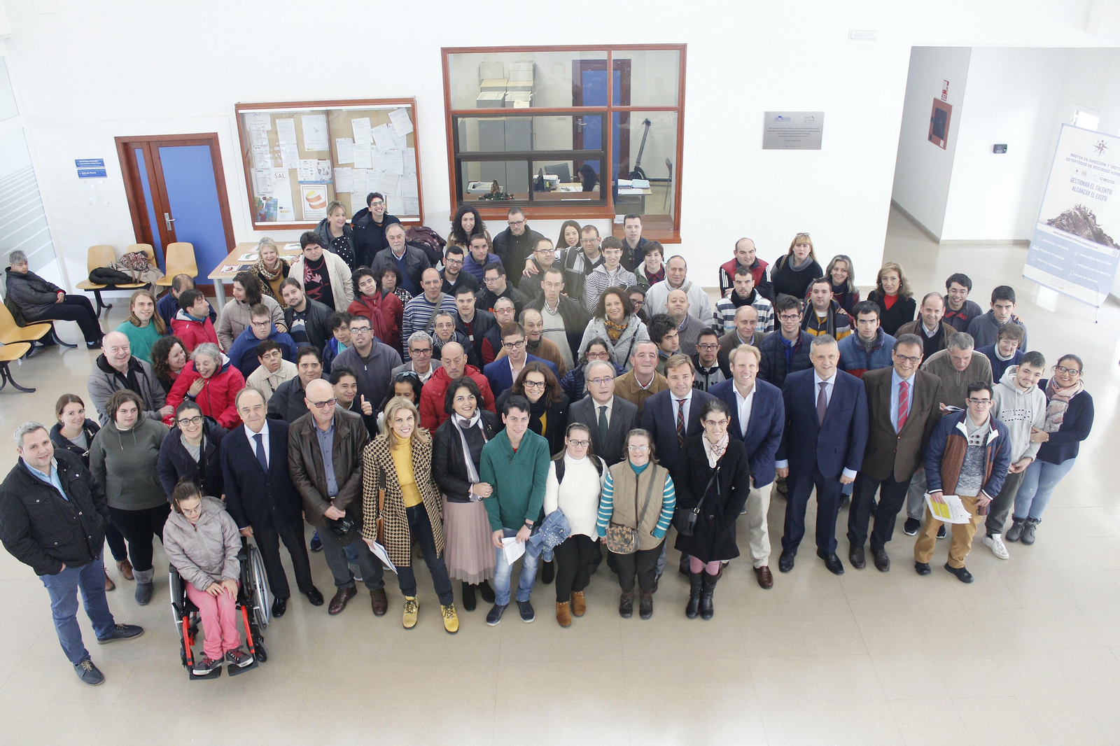 Encuentro en la sede de CECO.