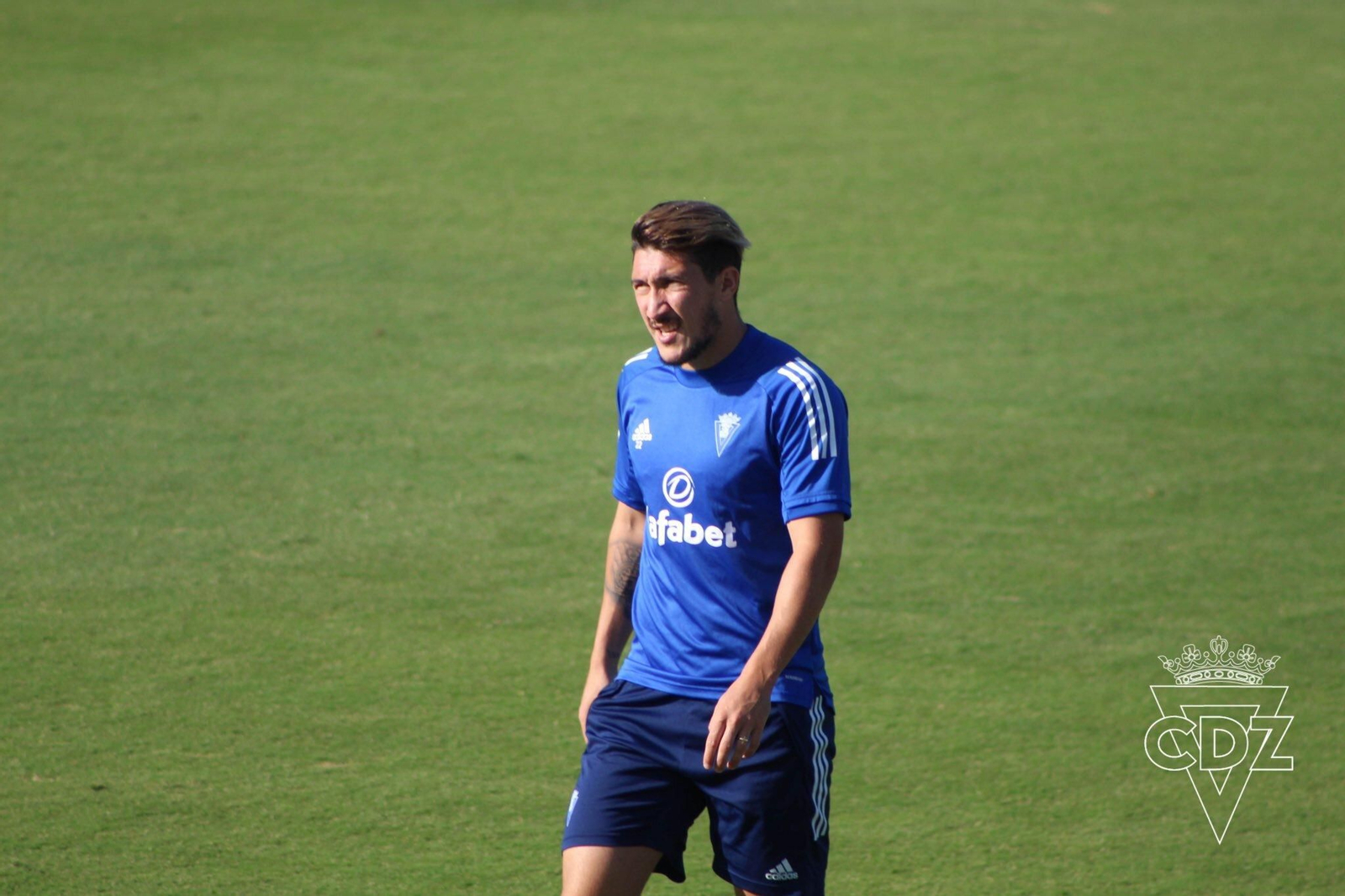 Espino, el único lateral izquierdo natural de la plantilla.