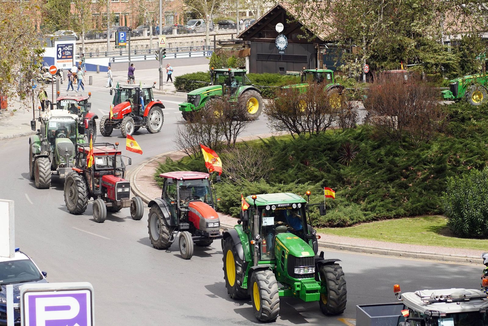 Imagen de archivo de la última tractorada celebrada en Granada, en marzo de 2024
