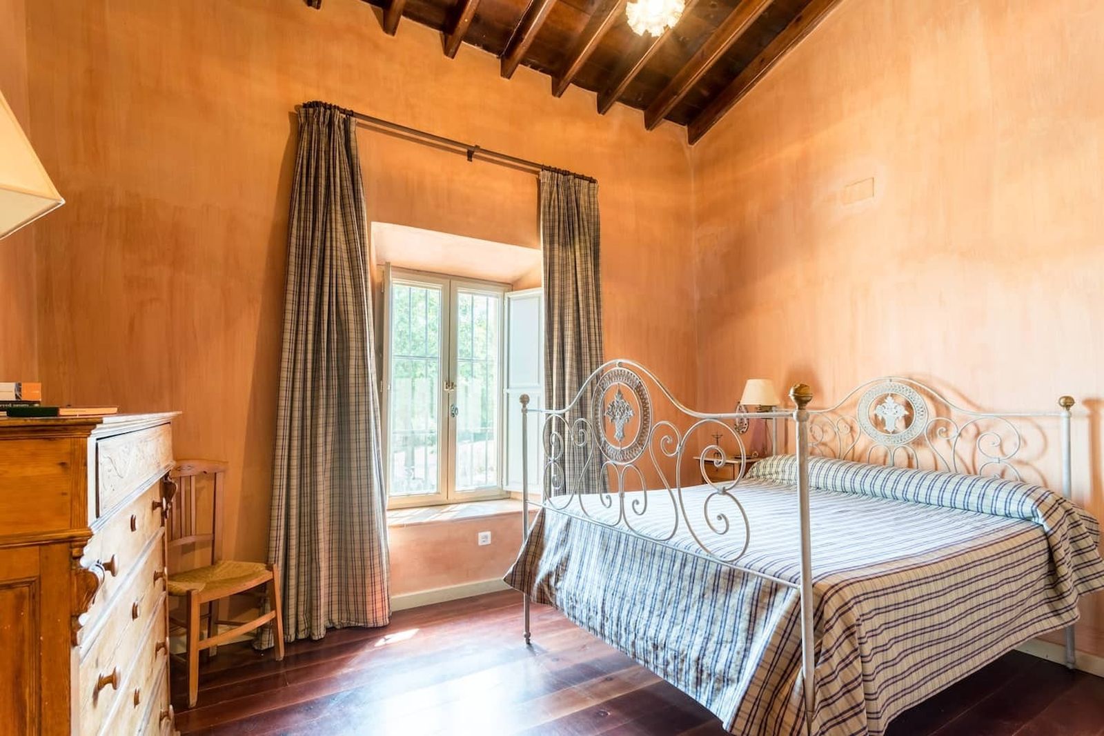 Esta casa de revista se alquila en un pueblecito de Huelva