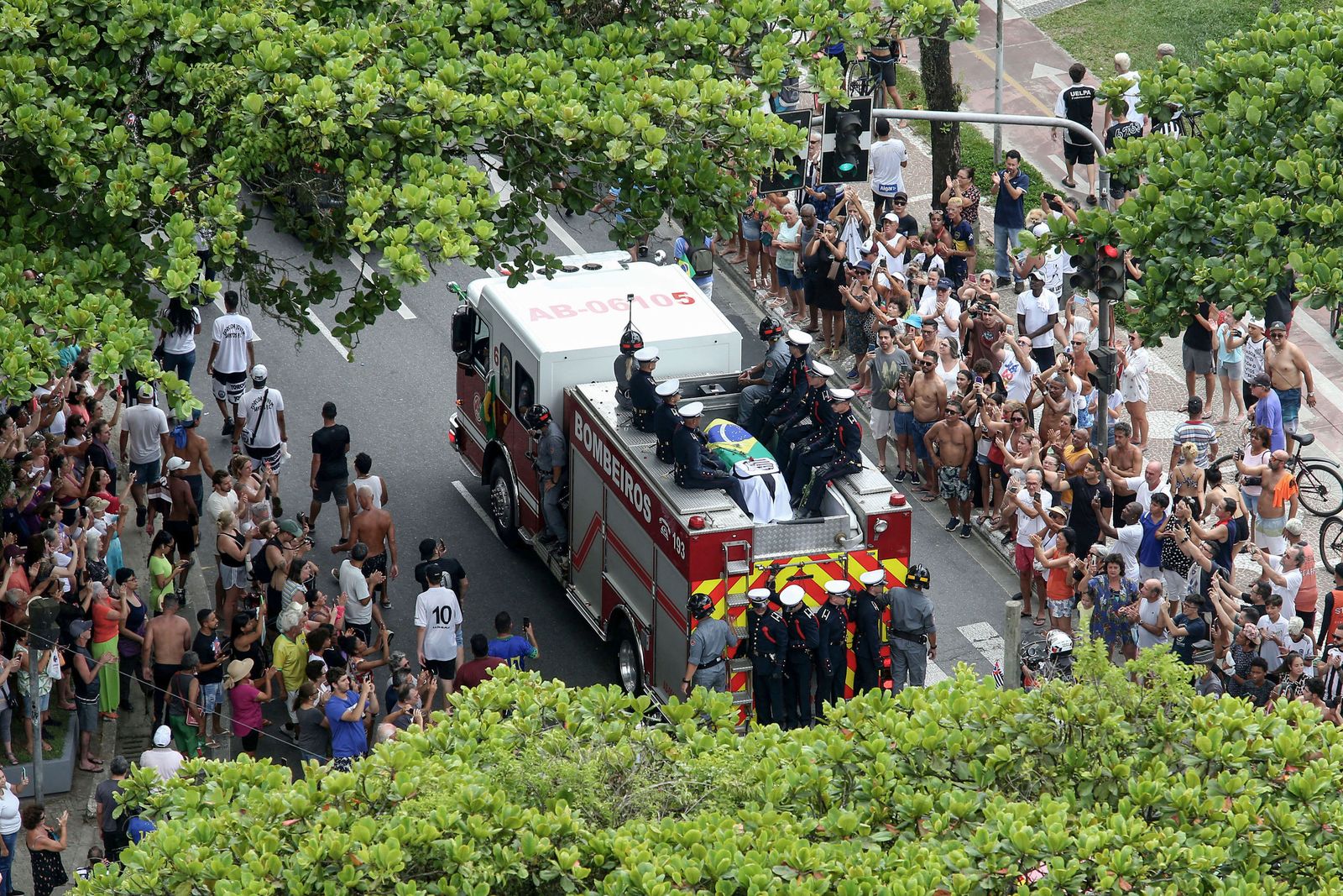 Las fotos del entierro de Pelé