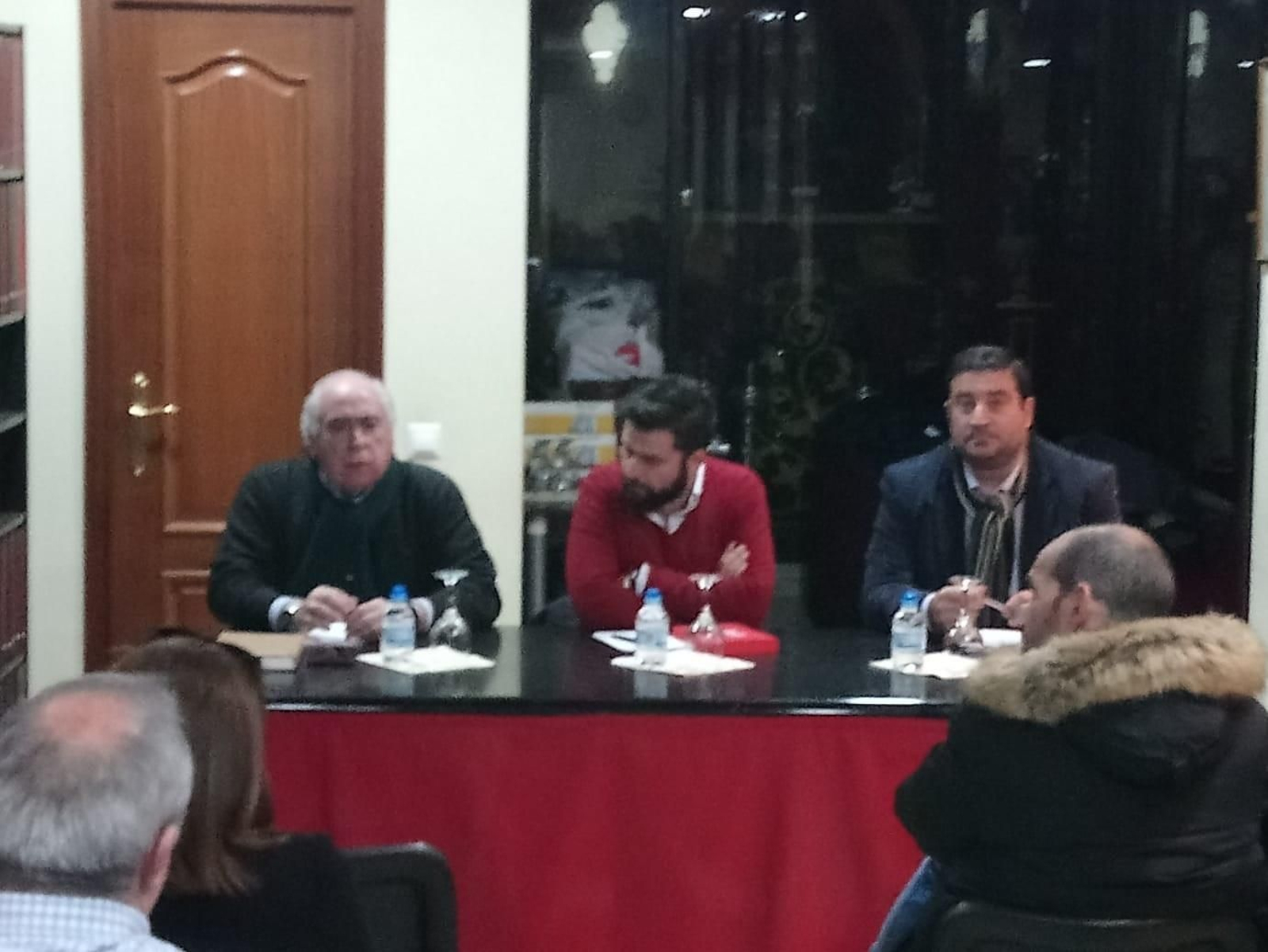 Fran González, en el encuentro del pasado lunes en la casa de hermandad de Sanidad