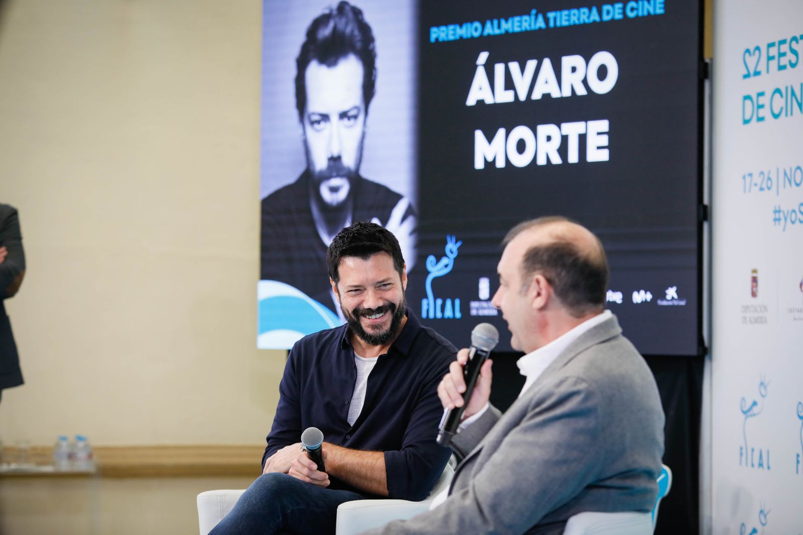 Imágenes en el paseo de la fama de Álvaro Morte