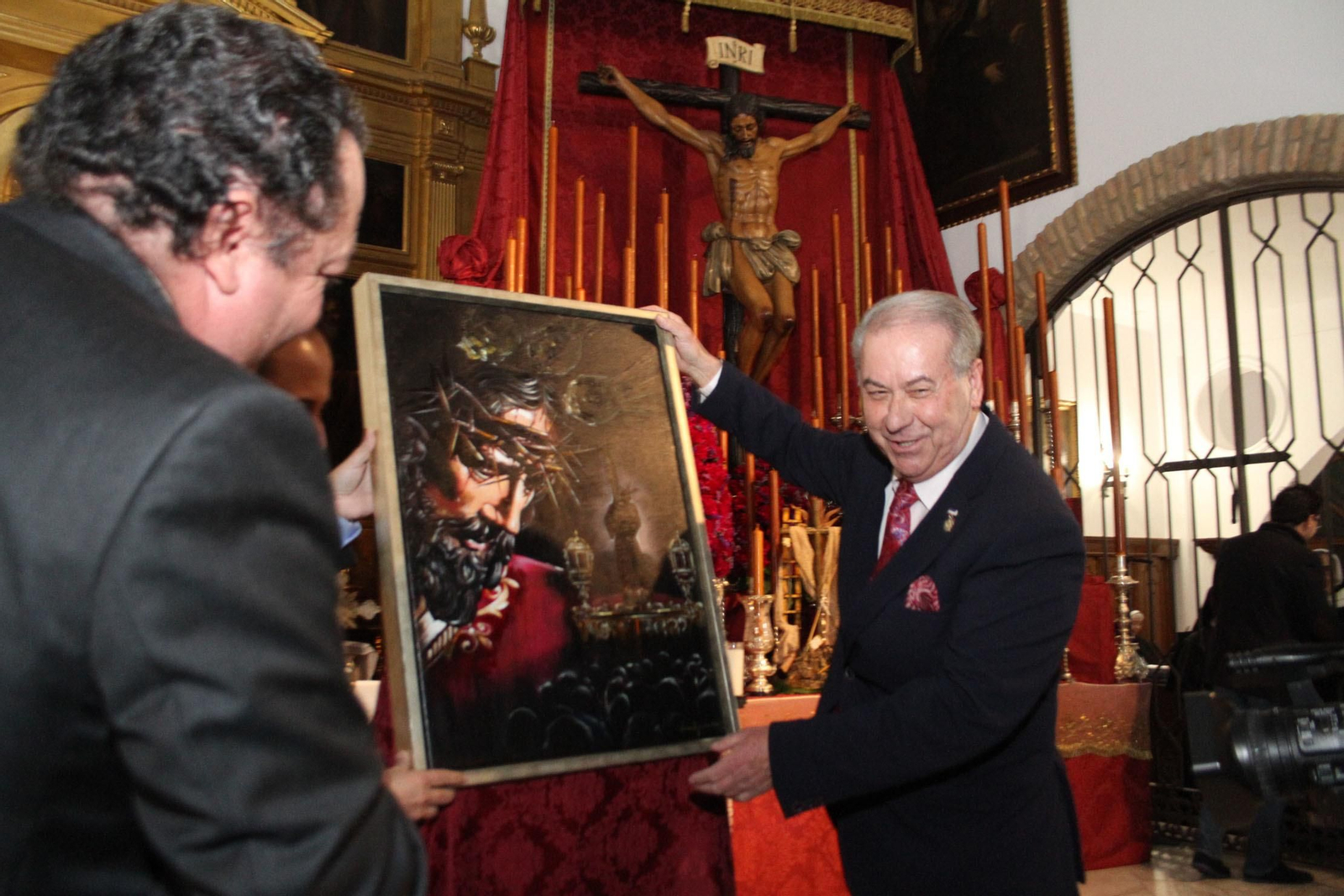 Imágenes de la Presentación del cartel del Vía Crucis de Pasión en las Agustinas