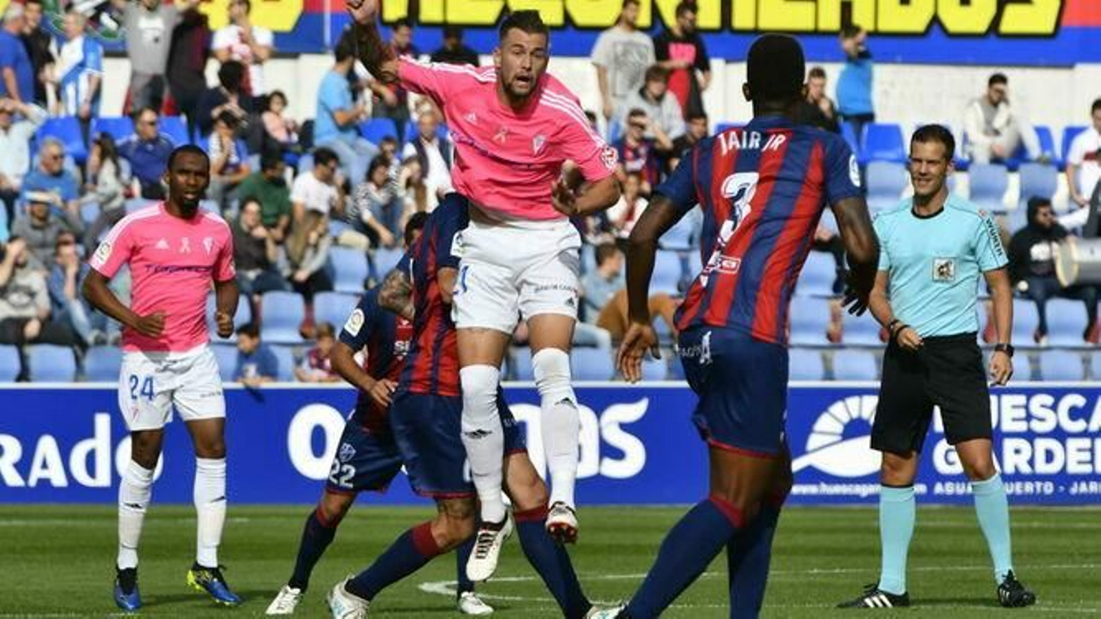 Pulido Santana, a la derecha en un partido del Cádiz