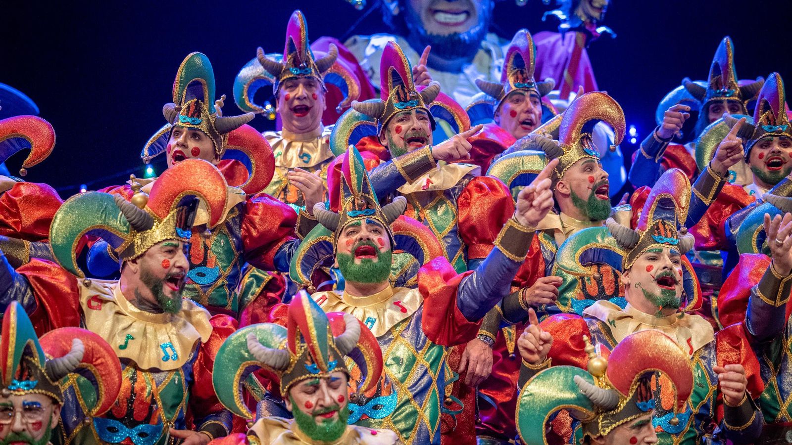 Búscate entre las mejores imágenes de la primera sesión de cuartos de final del COAC 2025