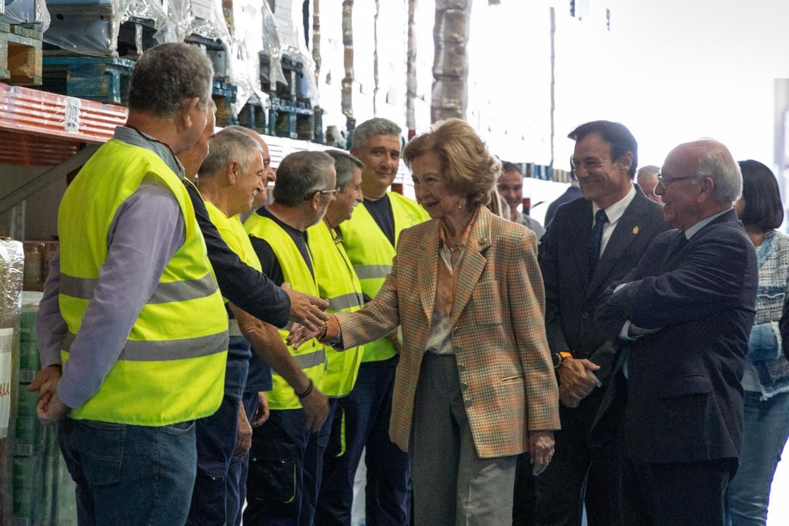 Visita de la Reina Sofía a las instalaciones del Banco de España, en imágenes