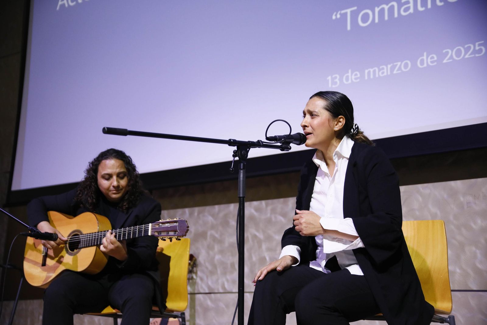 Las imágenes del acto de entrega de la Medalla de Oro a José Fernández Torres Tomatito, en la Universidad de Almería